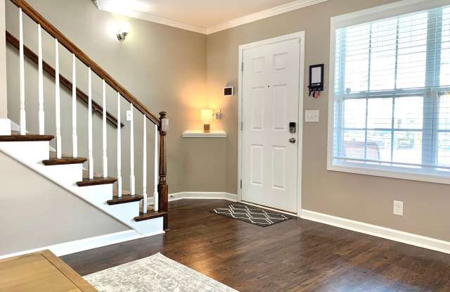 308 Sam Houston Cir - Fully Furnished Gallery 3