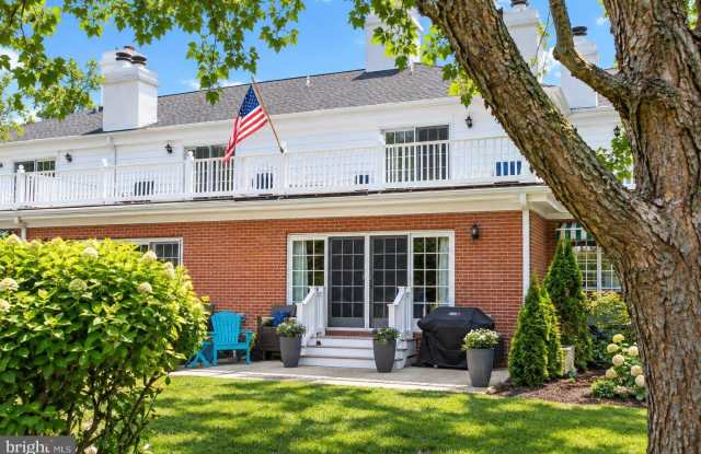 9518 QUAIL HOLLOW Gallery 2