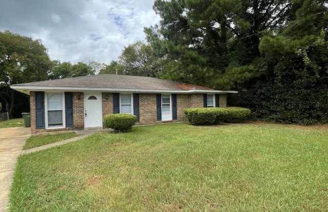 1224 Zephryhills Drive Montgomery, AL 36109-4355 photos photos