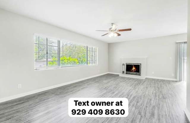 2135 Mercer Cir S Gallery 2