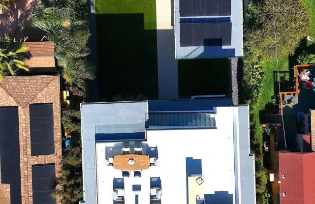 4386 NEWPORT AVE Gallery 2