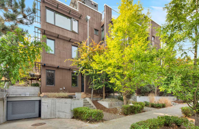 Gorgeous 2 Bedroom Fremont Townhome plus Office - 3657 Whitman Avenue North, Seattle, WA 98103