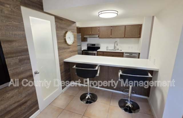 2504 N Whitewater Club Drive Gallery 3