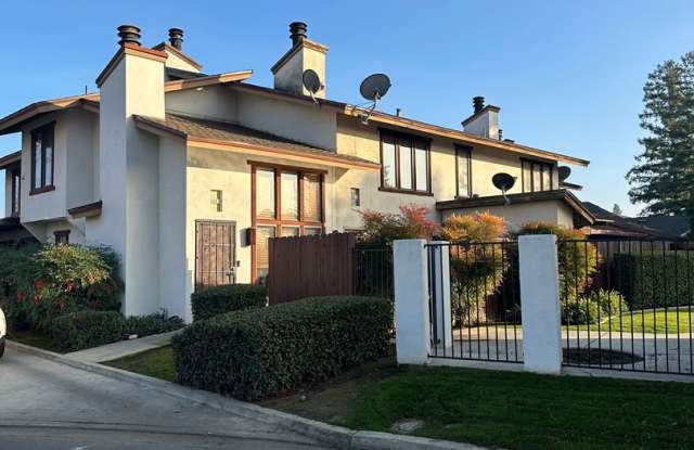 Adorable 1 bedroom in a gated community! photos photos