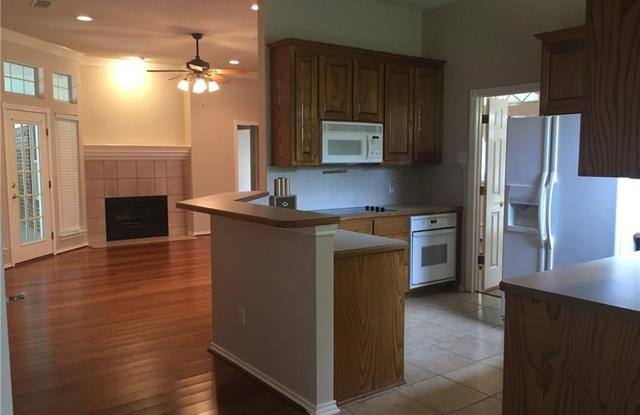 700 Mountain Terrace Gallery 4