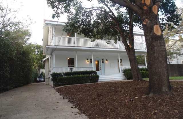 4507 Worth Street Gallery 3