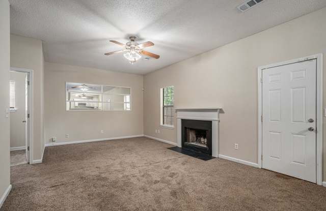 3 bdrm, 2.5 bath in Stonecrest photos photos
