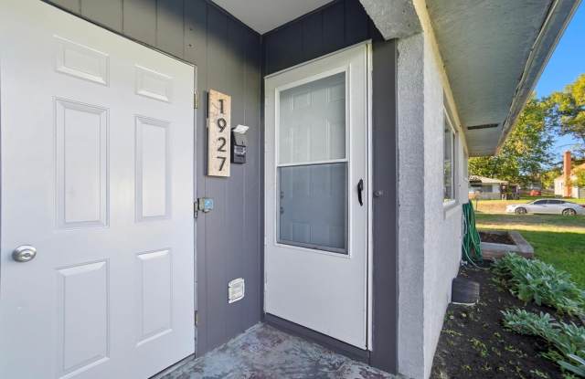 1927 Vaughn Street photos photos