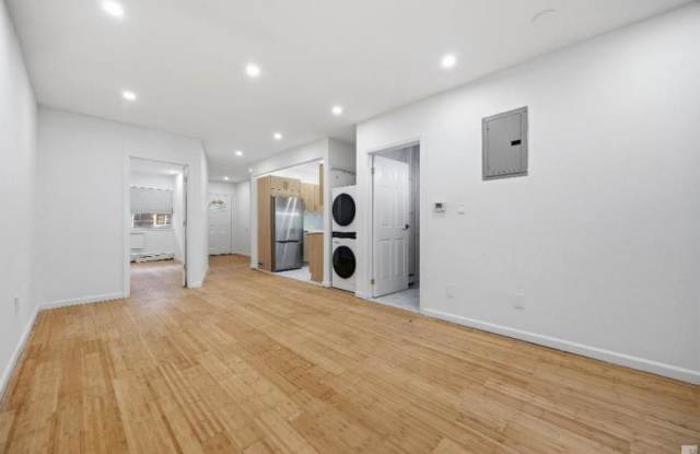20 Starr Street Gallery 3