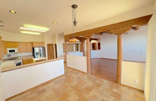 Immaculate 3 bedroom in Rio Rancho! Stunning Views! Near Intel. Special! Deposit Alternative photos photos