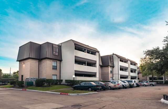 3055 Walnut Bend Lane Gallery 4