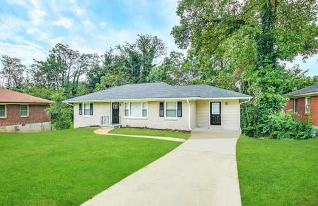 1620 Flintwood Drive SE Gallery 3