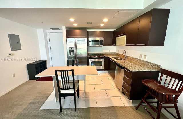 951 Brickell Ave photos photos