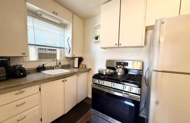 265 South 700 East, Gallery 4