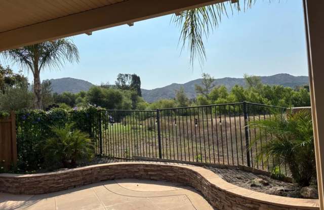 2476 Fallbrook Pl photos photos