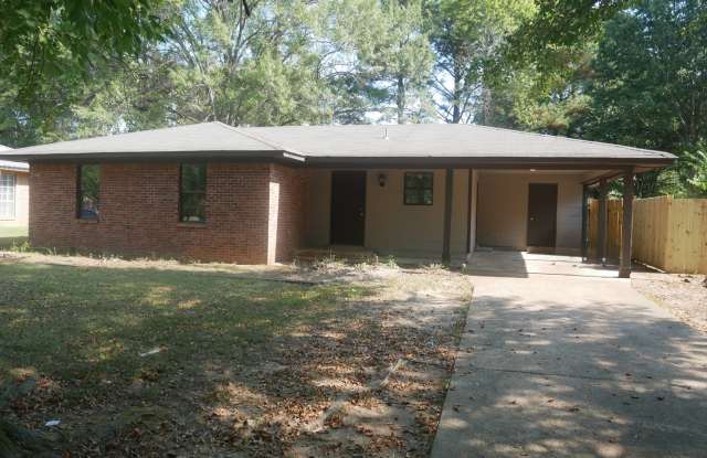 5640 Chapel Hill Dr Horn Lake, MS photos photos