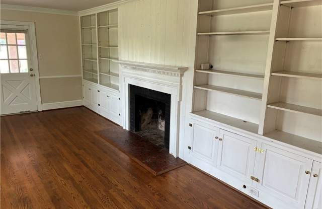 14471 Mountain Road Gallery 2