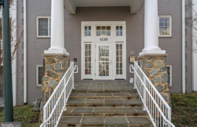4149 S FOUR MILE RUN DR #403 - 4149 South Four Mile Run Drive, Arlington, VA 22204