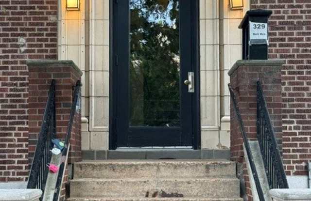 329 BELT AVE #401 | SAINT LOUIS 63112 Gallery 1