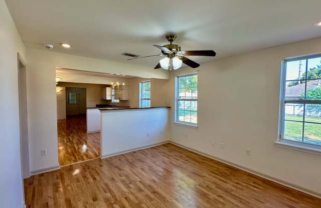 413 Trist Place photos photos