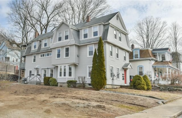 52 Chapman Street - 52 Chapman Street, Putnam, CT 06260