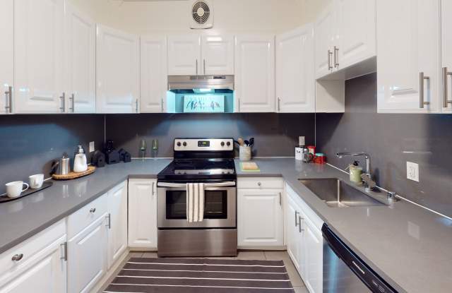 950 Franklin Street photos photos