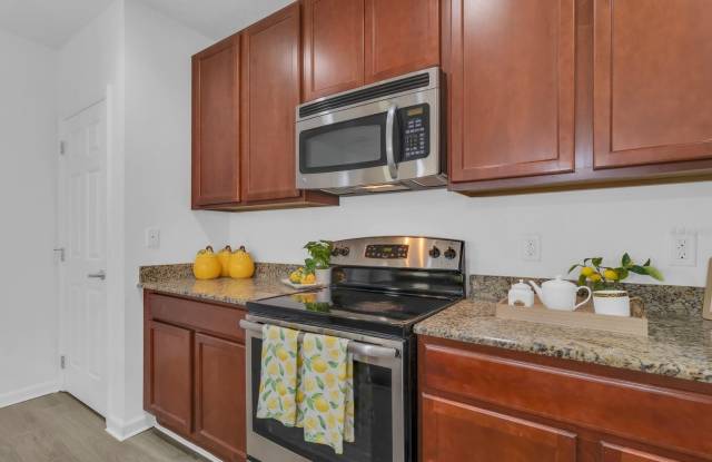 2943 CASABELLA Drive Gallery 2