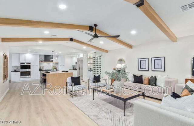 3005 North 81st Place photos photos