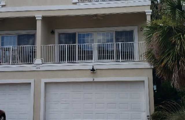 135 3rd Avenue South photos photos