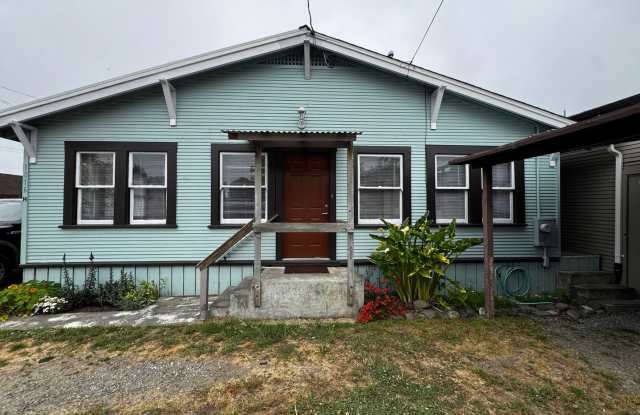 1 Bed 1 Bath Home Located in Eureka! photos photos