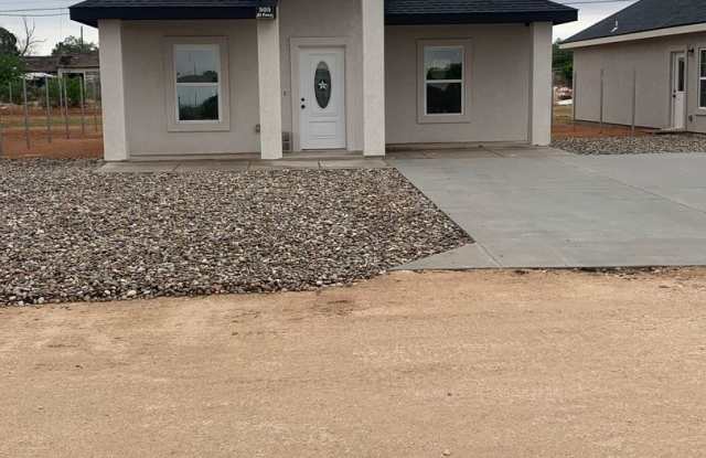 Wickett photos photos Wickett photos photos