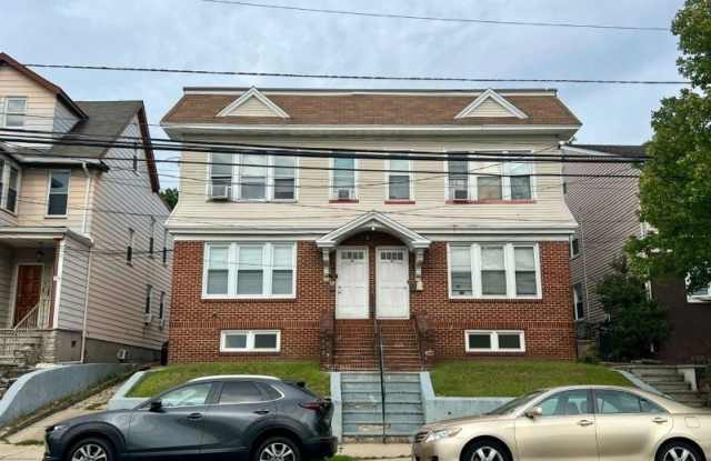 89 Davis Ave photos photos