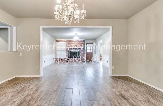 Spacious 4-Bedroom / 3-Bathroom Home in a Prime NW OKC Location! Gallery 4