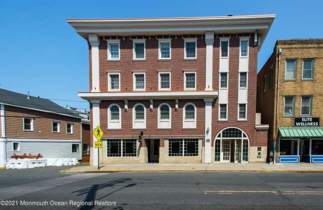 22-24 W Front Street W Gallery 2