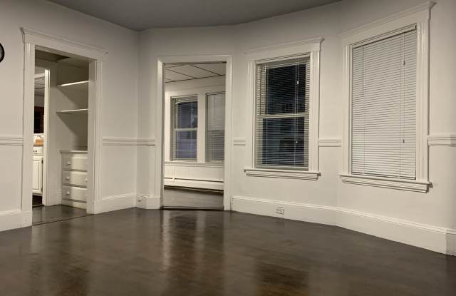 79 Chestnut Street Gallery 2