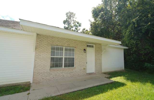 3 Bed / 2 Bath off CCSW! photos photos 3 Bed / 2 Bath off CCSW! photos photos