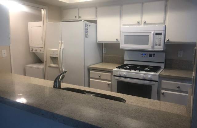 9419 Fairgrove Lane #103 Gallery 4