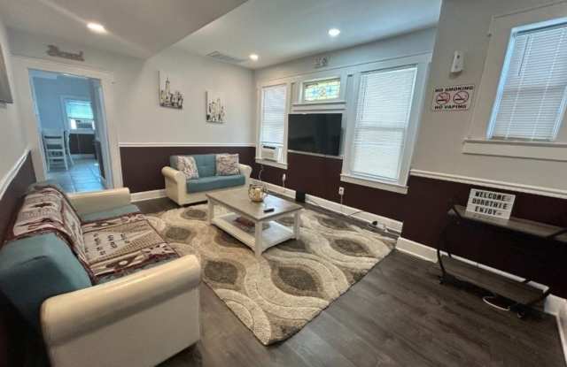 142 Mapes Ave Floor 2 Gallery 2