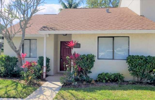 4108 Inlet Circle Gallery 2