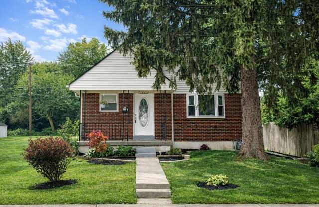 1122 Sharon Avenue - 1122 Sharon Avenue, Kettering, OH 45429