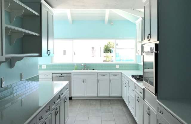 BEAUTIFUL BAY PARK HOME Gallery 4