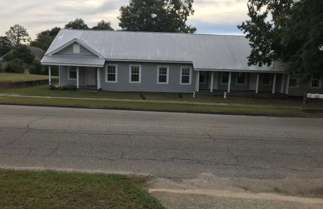Lanett- 315 S 8th Ave 2 Bedroom 1 Bath Quadplex - 315 South 8th Avenue, Lanett, AL 36863