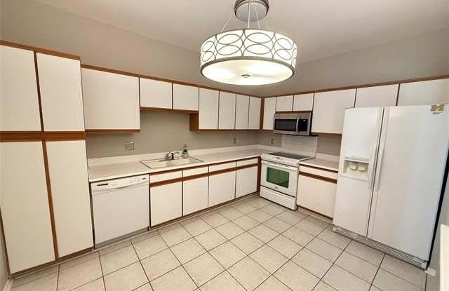 41855 CANTEBURY Drive Gallery 3