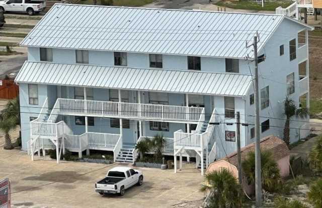 8460 Gulf Boulevard photos photos