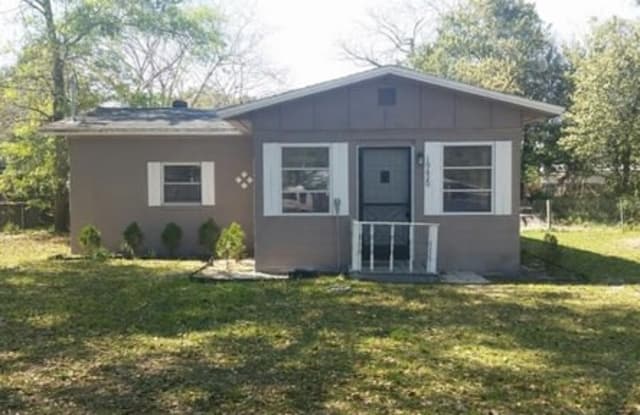 10620 Ithaca Dr - 10620 Ithaca Drive, Jacksonville, FL 32218