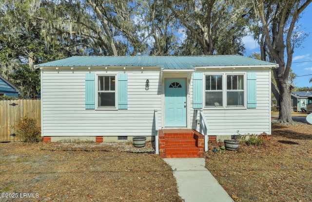 1101 Woodward Avenue - 1101 Woodward Avenue, Beaufort, SC 29902