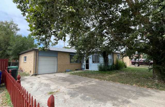 Warm and Welcoming! - 2613 12th Avenue, Greeley, CO 80631
