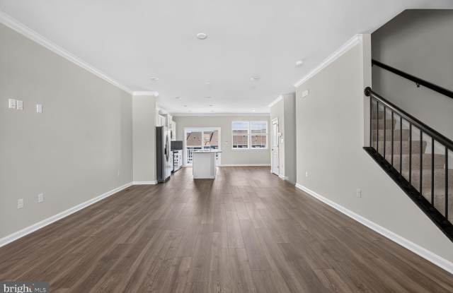 27 MERION Avenue Gallery 4