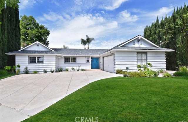 23937 Pentland Way Gallery 1