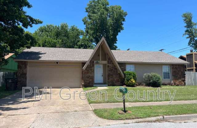 900 W Norman Str photos photos
